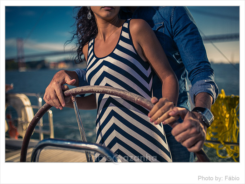 engagement-session-sailboat-lisbon-portugal-12