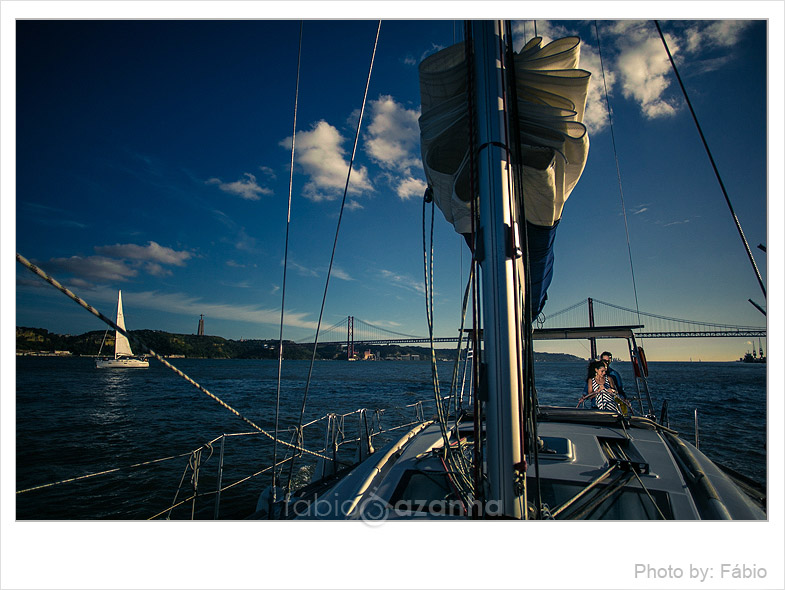 engagement-session-sailboat-lisbon-portugal-14