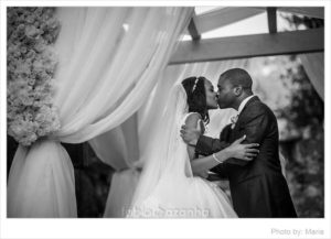 Quinta do Roseiral Weddings photojournalism at weddings in Portugal Lisbon