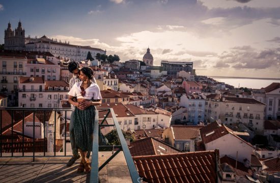 Lisbon Wedding Photographer Bairro Alfama