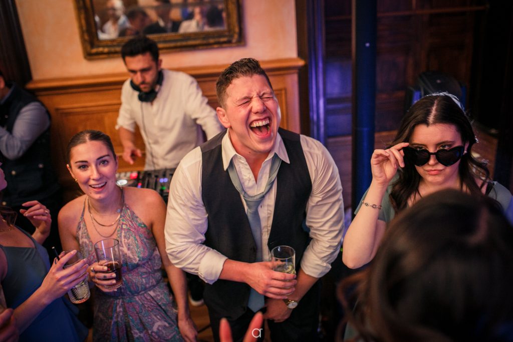 noivos na pista no Forte da Cruz